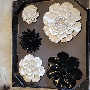 Floral wall decor